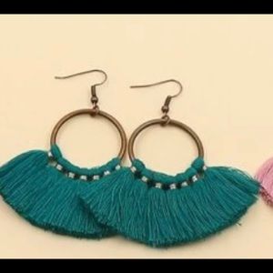 Round drop earrings